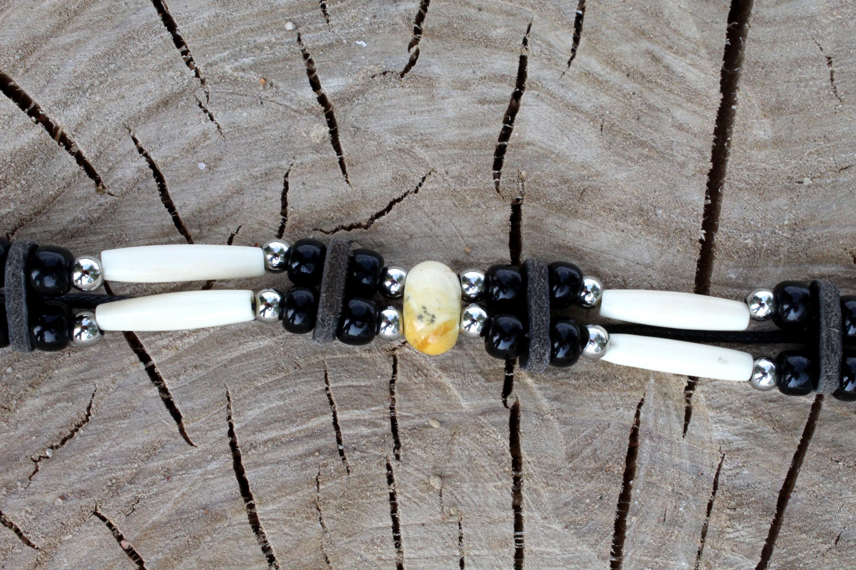 Traditional Lakota Choker, Black Native American - Imagen 5