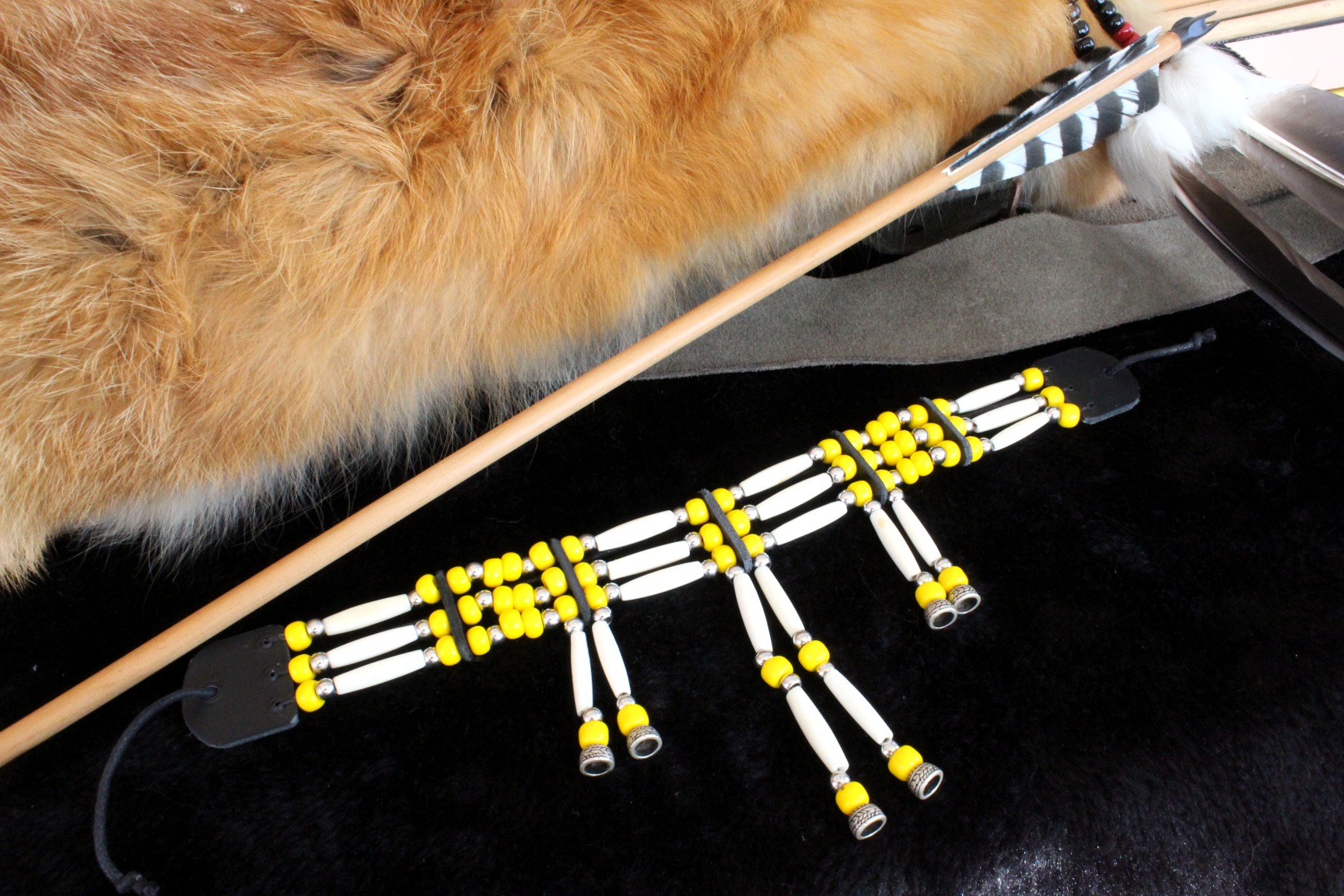 Traditional Lakota Choker, Native American - Yellow - Imagen 4