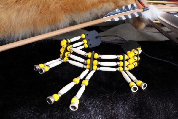 Traditional Lakota Choker, Native American - Yellow - Imagen 3