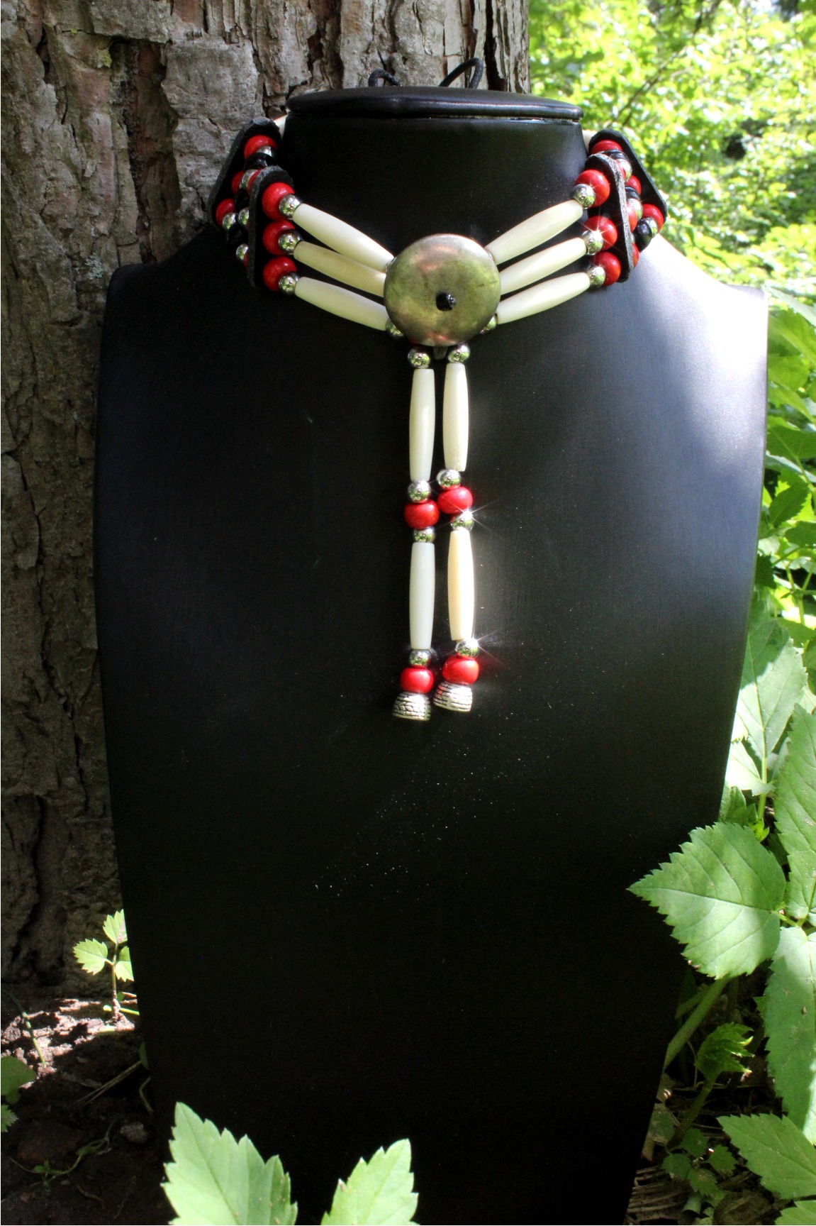 Traditional Lakota Choker, Red Native American - Imagen 6