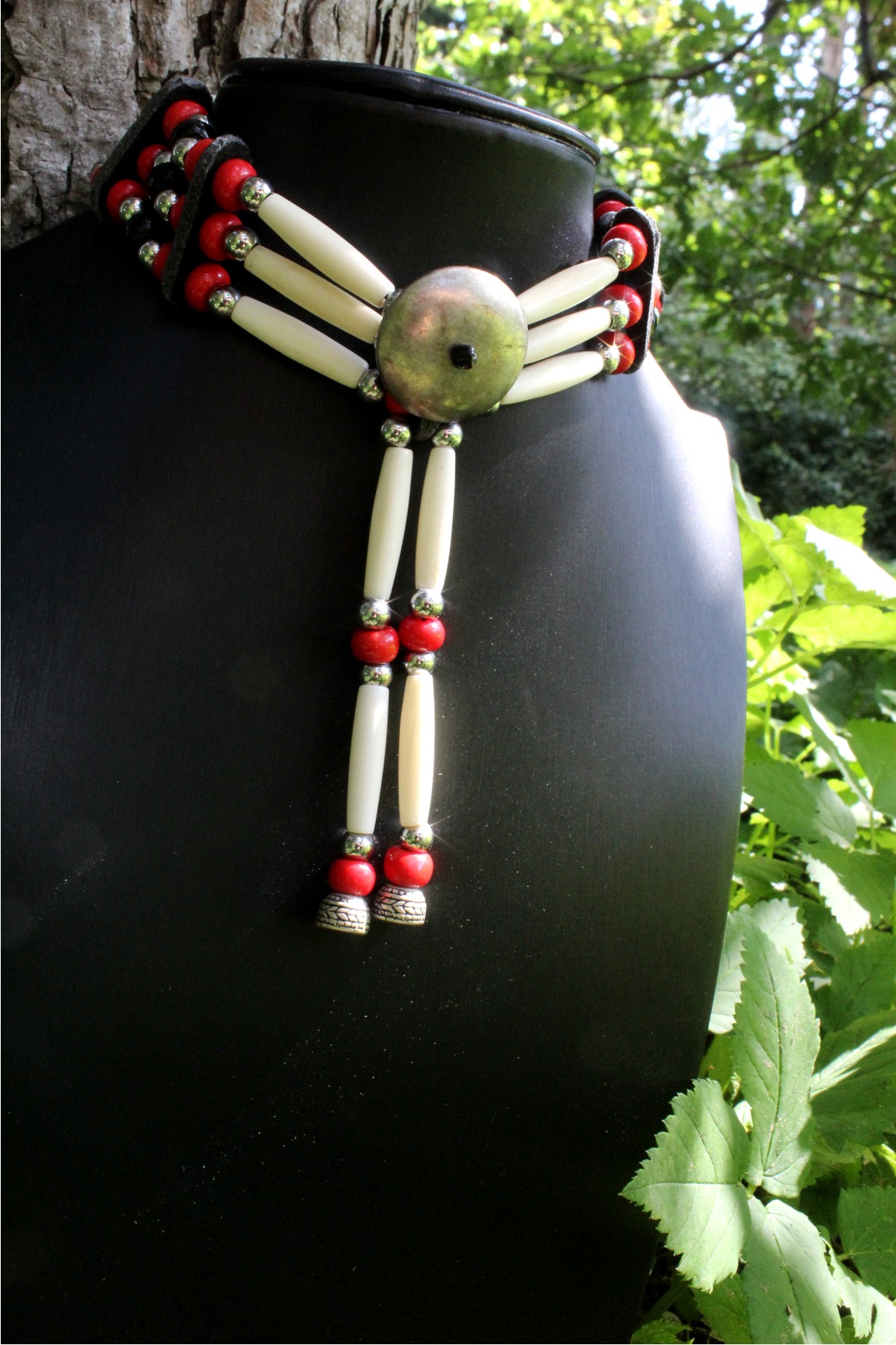 Traditional Lakota Choker, Red Native American - Imagen 5