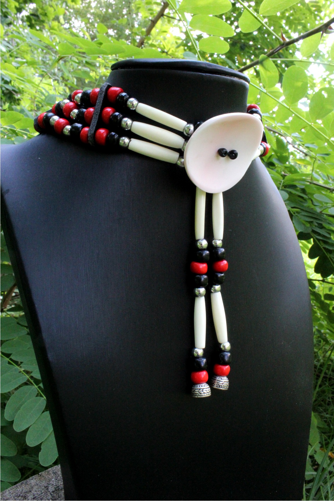 Traditional Lakota Choker, Red/Black Native American - Imagen 6