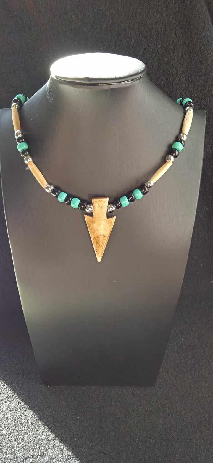 Bone Arrowhead Necklace, Native American - Imagen 4