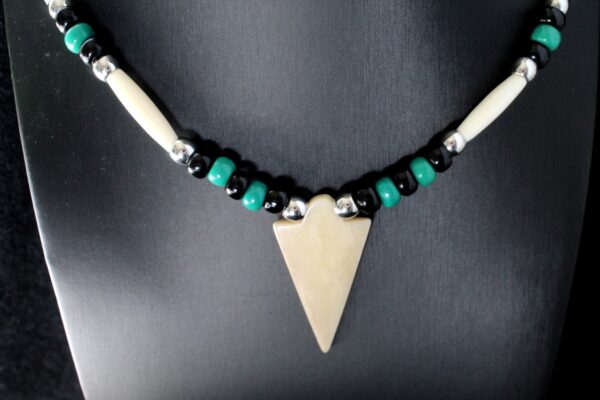 Bone Arrowhead Necklace, Native American - Imagen 4