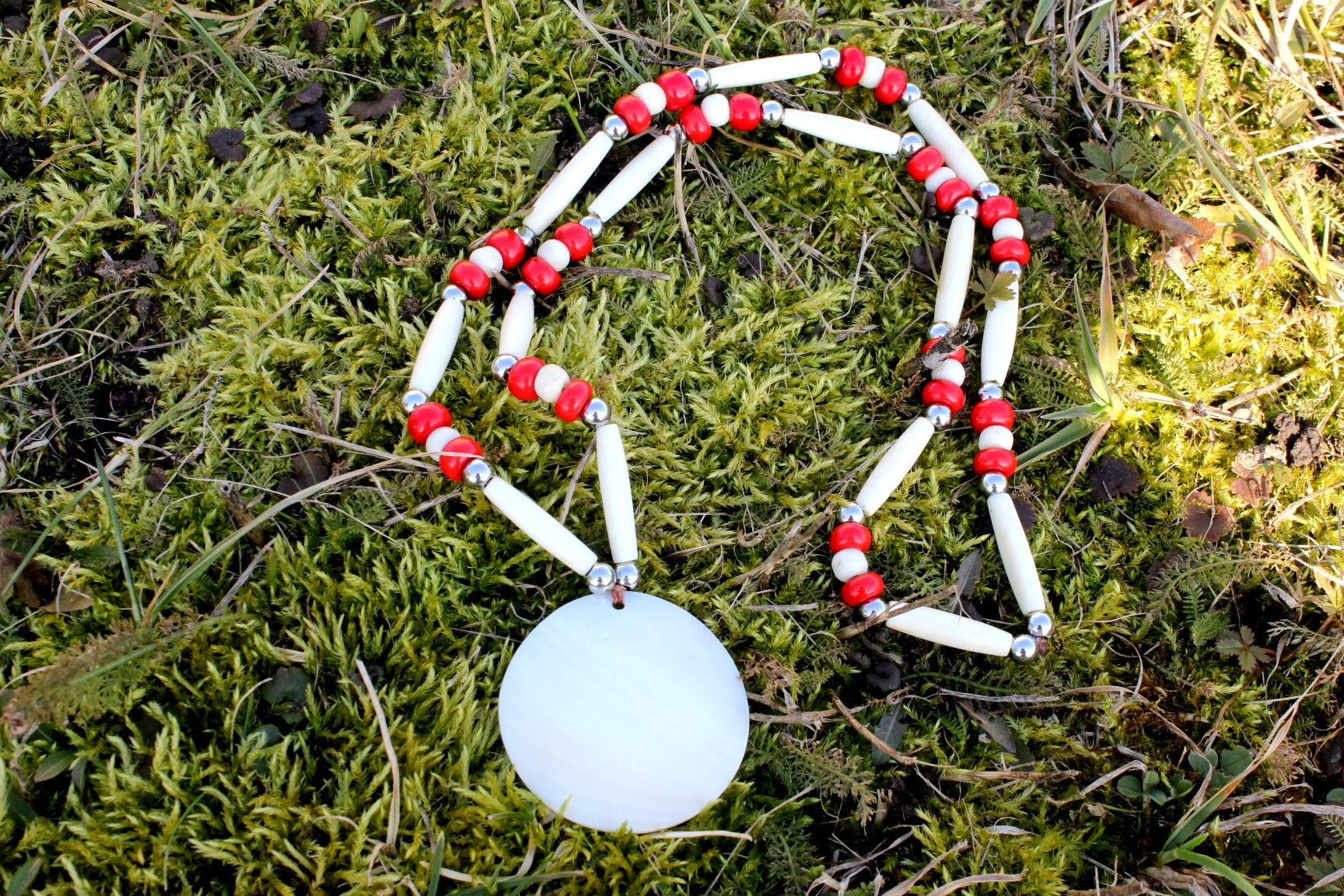 Mother of Pearl Native Necklace - Imagen 3