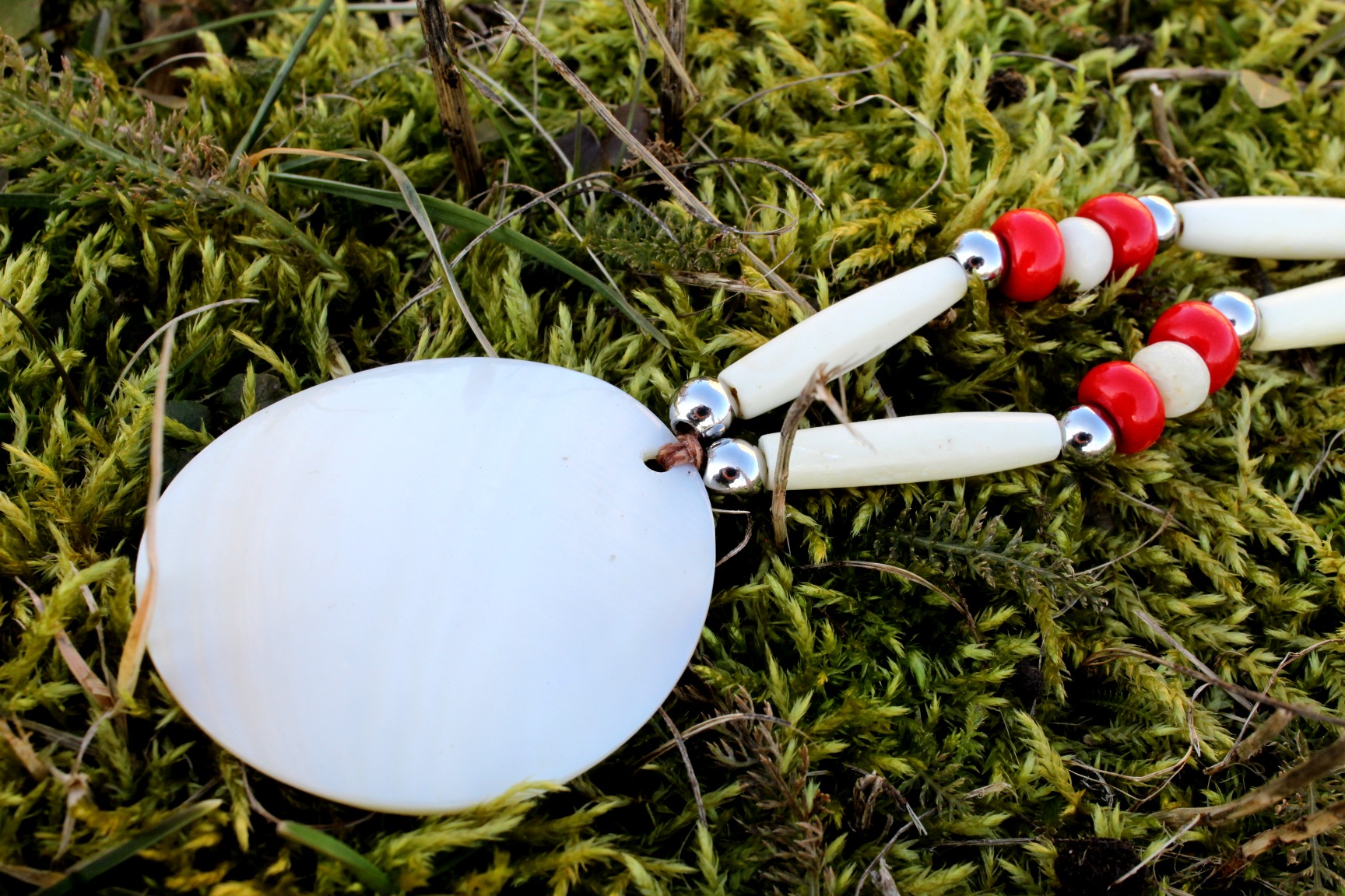 Mother of Pearl Native Necklace - Imagen 2