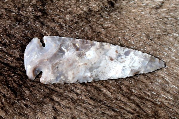 Flint Striped Stone Arrowhead, Native American - Imagen 2