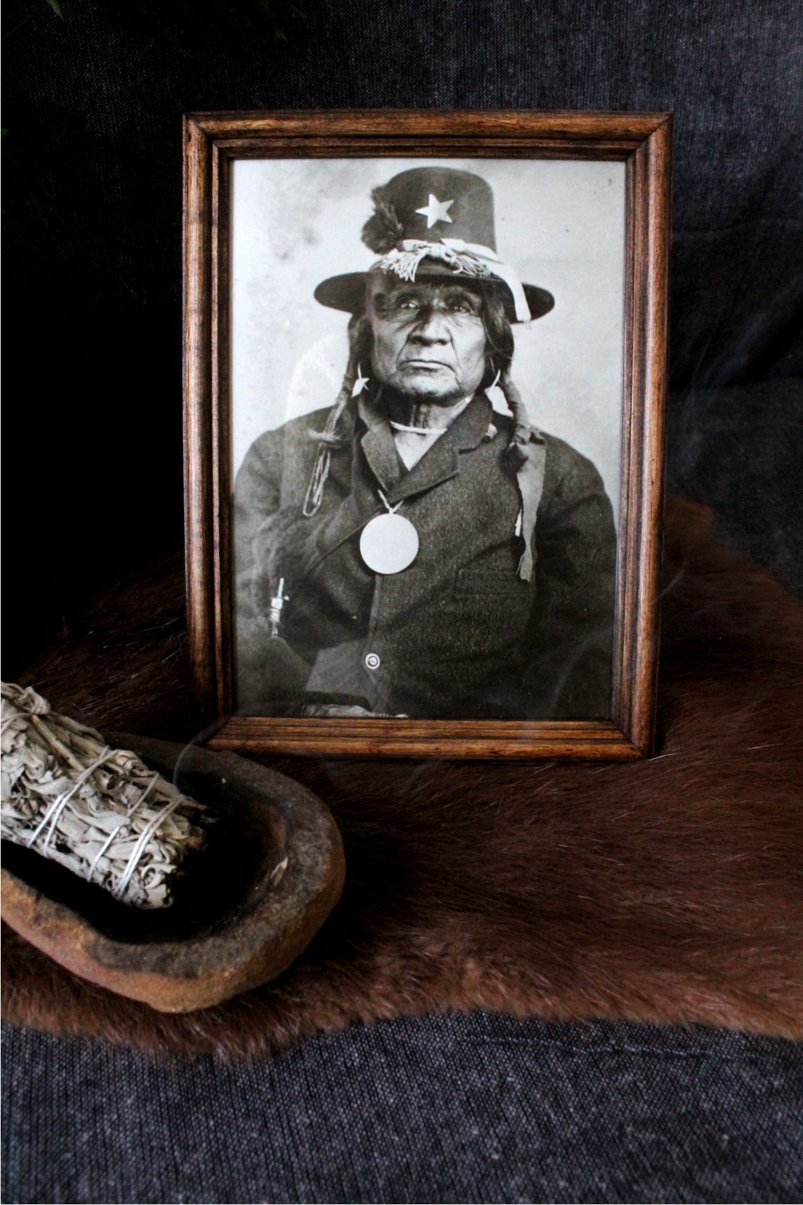 Tasawi Comanche Chief, Image with Frame Included