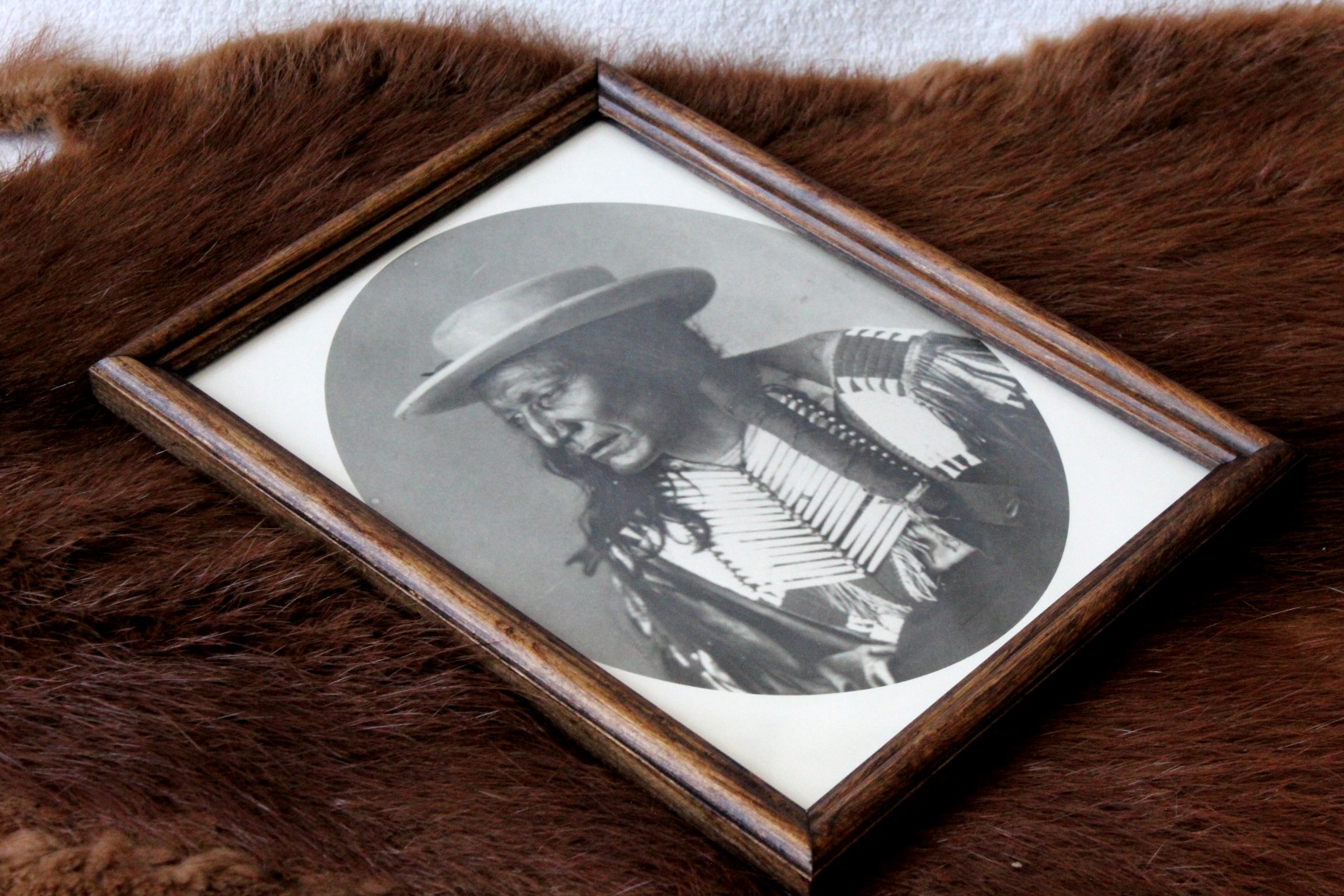 High Wolf Lakota Chief, Image with Frame Included - Imagen 2